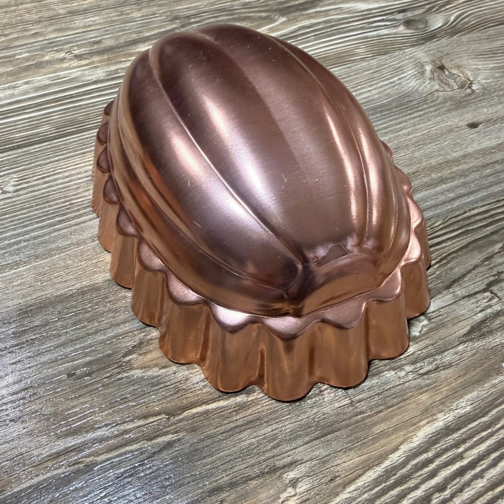Vintage Copper Tone Aluminum Melon Jello Mold Oval Fluted Cake Tin Wall Decor